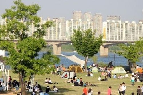 Lễ hội mùa Hè ven sông Hàn ở thủ đô Seoul trở lại