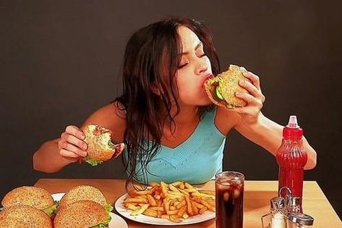 Những thói quen ăn uống 'phá nát' dạ dày, nhiều người Việt thường mắc phải