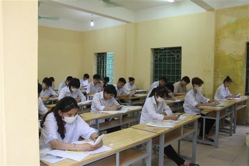 Bộ Giáo dục và Đào tạo công bố phổ điểm một số khối thi