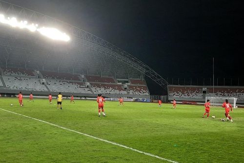 U18 nữ Việt Nam thắng đậm 9 - 0 trước U18 nữ Singapore