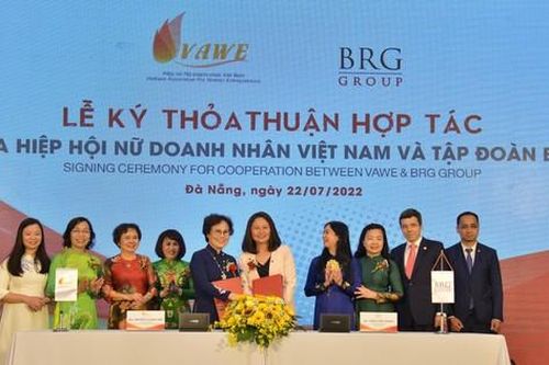 Tập đoàn BRG ký thỏa thuận hợp tác với hiệp hội nữ doanh nhân Việt Nam