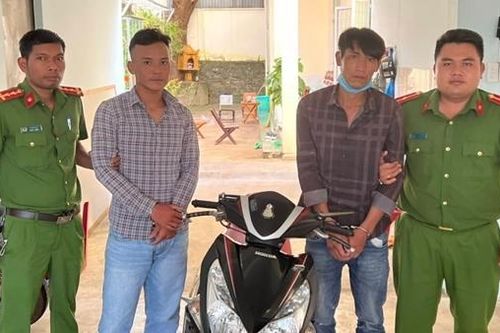 Công an phường tóm 2 tên trộm nhiều tiền án