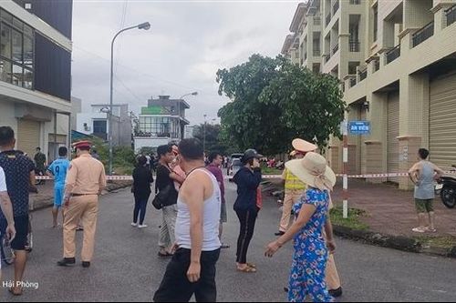 'Đừng đặt điều mà tội cho mẹ em lắm'