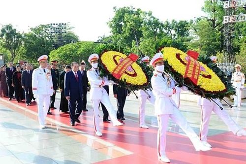 Lãnh đạo Đảng, Nhà nước tưởng niệm các Anh hùng liệt sĩ