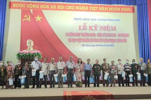 Bạc Liêu: Gặp mặt người có công với cách mạng