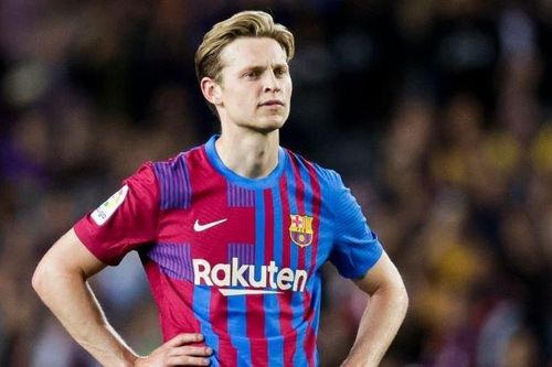 Gary Neville chỉ trích Barca