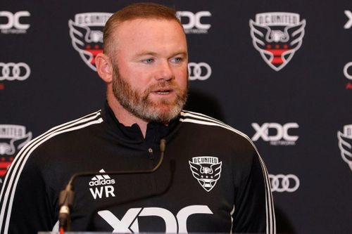 Vợ chồng Rooney xa cách vì World Cup