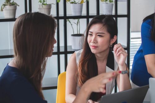 Sếp có bắt buộc phải giỏi hơn nhân viên
