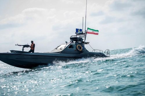 Lực lượng Vệ binh Iran trang bị công nghệ do thám cho tàu chiến