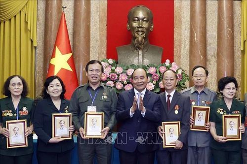 Chủ tịch nước: Nhân rộng các tấm gương sáng cựu Thanh niên xung phong