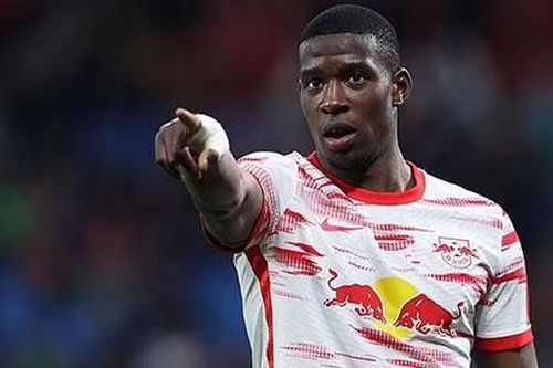 Vượt mặt Chelsea, PSG đón tân binh thứ 3 mùa Hè này