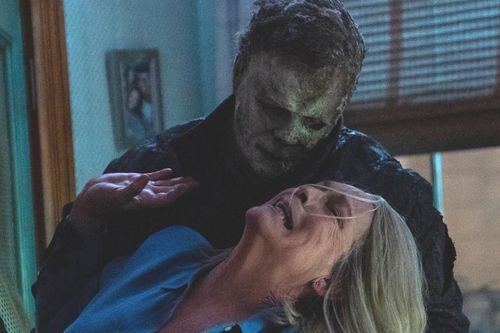 Phim kinh dị Halloweens Ends tung trailer kinh hoàng, hé lộ cuộc chiến đẫm máu tại thị trấn