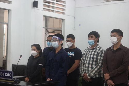 Đâm chết người sau va chạm xe rồi bỏ trốn