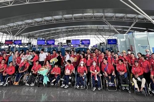 Vietnam Airlines đồng hành cùng đoàn thể thao ASEAN Para Games lần thứ 11