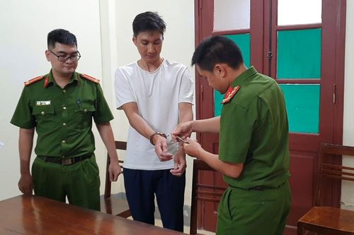 Bắt 1 đối tượng trong đường dây đánh bạc nghìn tỷ của Phan Sào Nam