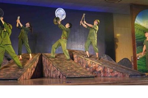 'Viết tiếp' lòng tri ân với thế hệ cha anh