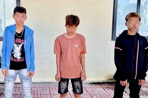 Thiếu niên đi xe máy gây tai nạn rồi đổi người điều khiển nhằm thoát tội