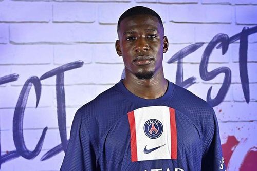 PSG ra mắt tân binh trị giá 16 triệu euro