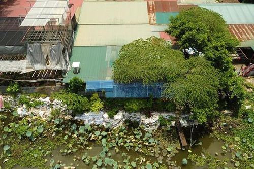 'Mục sở thị' loạt công trình gây nhếch nhác quy hoạch chung ở phường Quảng An