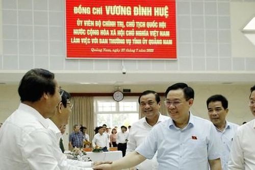 Chủ tịch Quốc hội: Kiên quyết rà soát, xử lý các dự án treo, chậm tiến độ