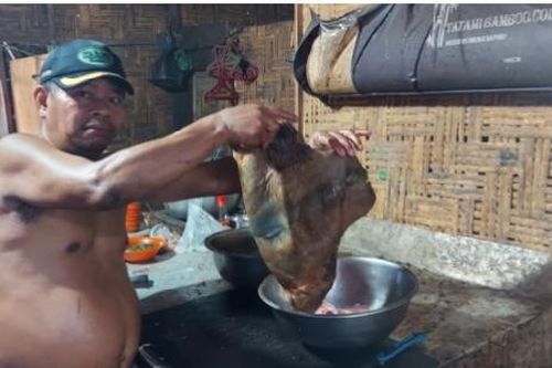 Ngành kinh doanh thịt chó của Indonesia bùng nổ bất chấp nhiều tranh cãi