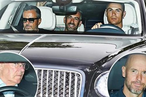 Ronaldo đã có mặt ở Man United, Sir Alex cũng được mời đến