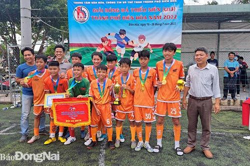 Giải bóng đá thiếu niên các CLB TP.Biên Hòa năm 2022: Đội BSA Biên Hòa hạng nhất