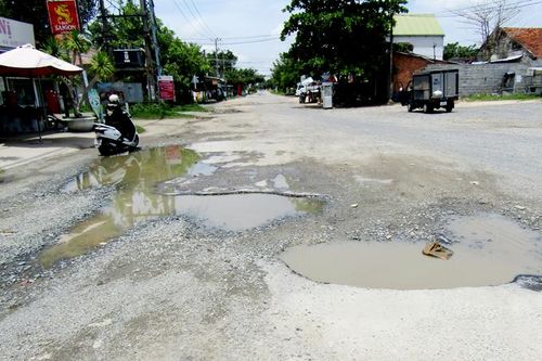 Ổ gà trên mặt đường