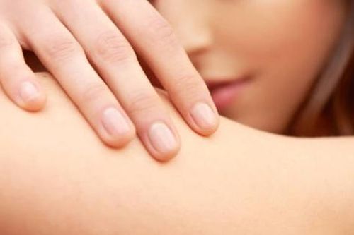 Phát hiện chồng lập phòng nhì, vợ tung chiêu rút tiền chồng đến cạn