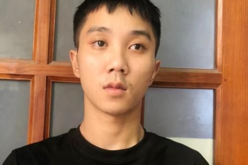 Cặp đôi ngụy trang ma túy trong ổ bánh mỳ
