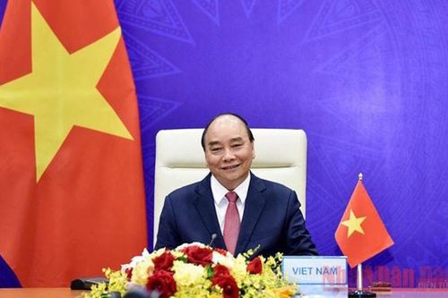 Chủ tịch nước gửi điện mừng Quốc khánh Peru