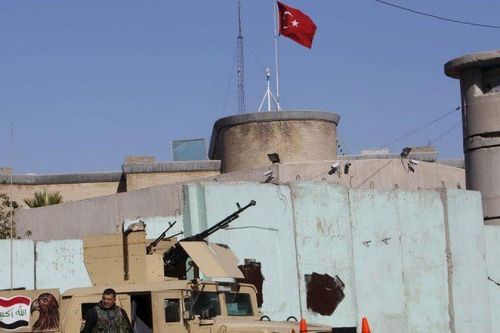 Lực lượng thánh chiến dòng Shia tấn công căn cứ quân sự và lãnh sự quán Thổ Nhĩ Kỳ ở Iraq