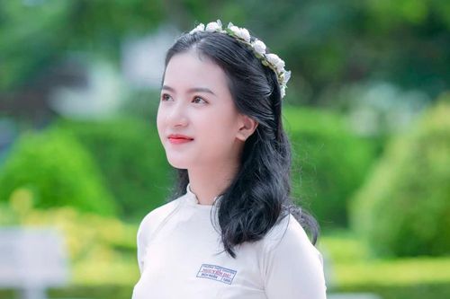 Nữ sinh sở hữu nhan sắc ngọt ngào trở thành Thủ khoa khối A của tỉnh Đăk Lăk
