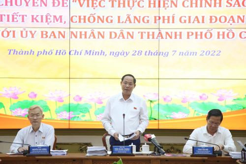 Phó Chủ tịch Quốc hội, Thượng tướng Trần Quang Phương chủ trì làm việc với TP Hồ Chí Minh về thực hành tiết kiệm, chống lãng phí