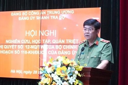 Quán triệt Nghị quyết của Bộ Chính trị về đẩy mạnh xây dựng lực lượng CAND