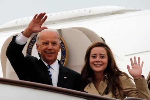 Cháu nội ông Biden sắp làm đám cưới tại Nhà Trắng