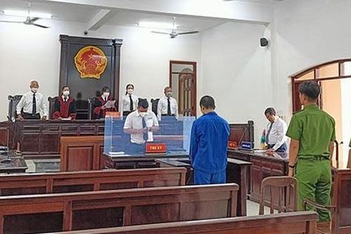 Án chung thân cho kẻ giờ trò đồi bại với con gái ruột
