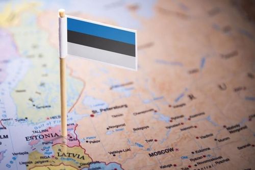 Estonia tạm ngừng cấp thị thực và giấy phép cư trú cho công dân Nga