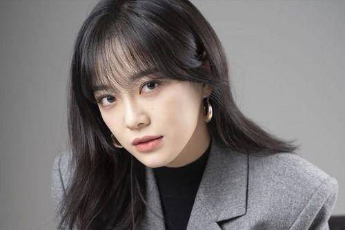 Kim Se Jeong bị chỉ trích gay gắt khi chia sẻ về chuyện bạn bè