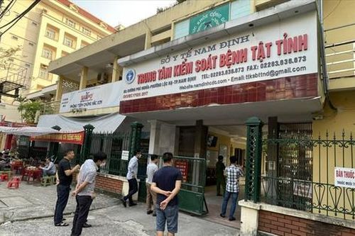 Khởi tố 3 nhân viên Khoa xét nghiệm CDC Nam Định