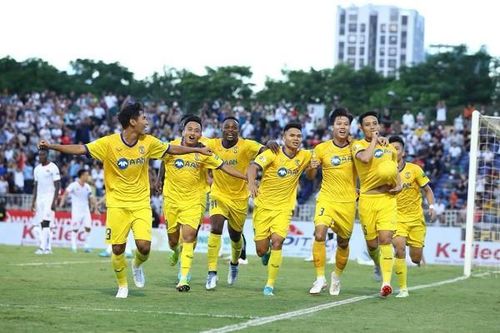 Trước vòng 10 V-League: Đại chiến ở Hàng Đẫy