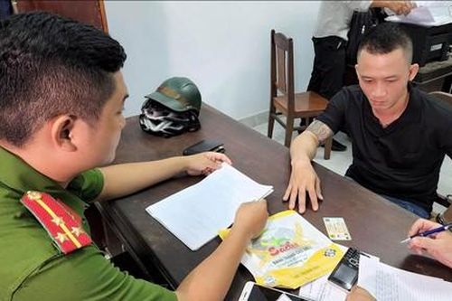 Bắt kẻ giấu ma túy trong thức ăn, đồ uống, giao 'hàng' bằng xe công nghệ