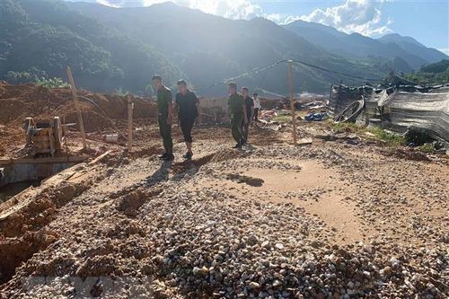 Lai Châu: Núp bóng vườn ươm quế giống để khai thác khoáng sản?