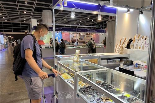 Doanh nghiệp Hong Kong (Trung Quốc) quan tâm thị trường đá quý Việt Nam