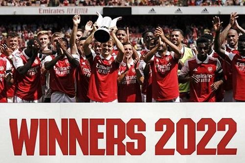 Jesus lập hattrick trong ngày Arsenal 'đánh tennis'