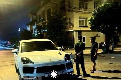 Quảng Ninh: 'Xế hộp' Porsche va chạm xe tự chế khiến người phụ nữ tử vong