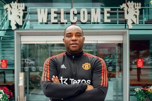 Cựu tuyển thủ Nam Phi gia nhập ban huấn luyện Man United