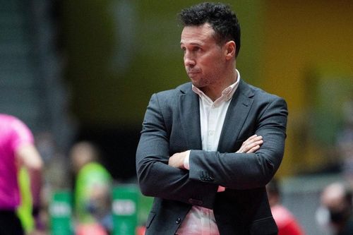 Tân huấn luyện viên đội tuyển futsal Việt Nam triệu tập 23 cầu thủ
