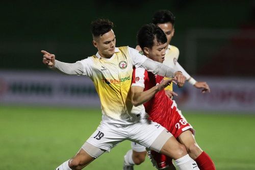 Tại sao V-League chưa thực sự thu hút?