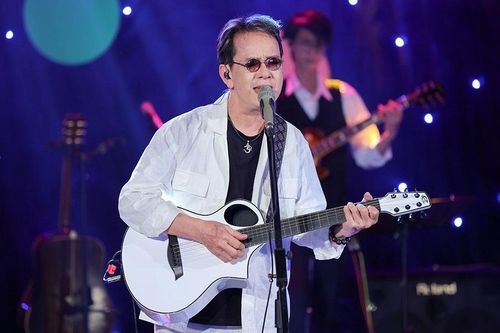 Nhạc sĩ Đức Huy thấy trẻ lại khi hát nhạc Thịnh Suy